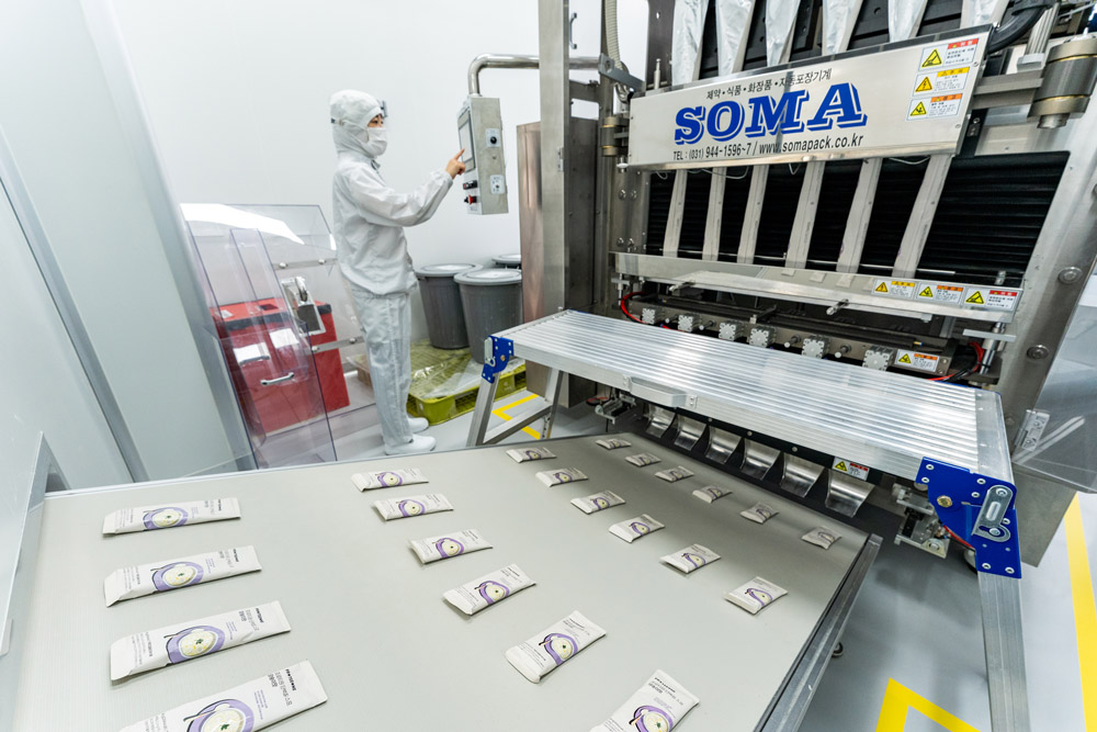 6-row Automatic Powder Stick Charger